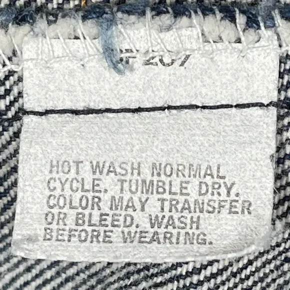 25w 70s USA Vintage Levi’s‎ Women's White Tab jeans